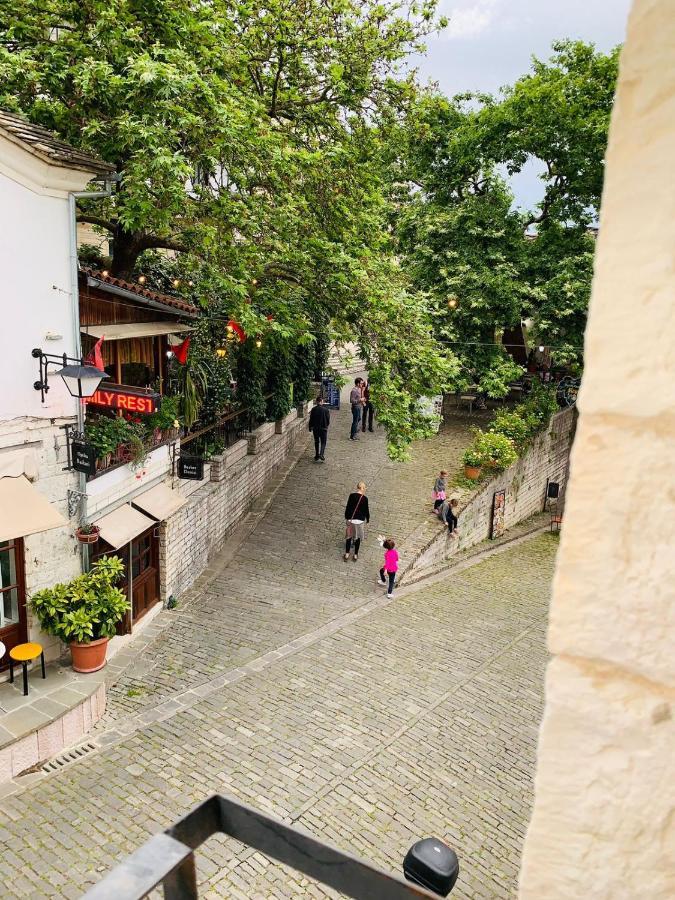 Guest House And Hostel Val-Mar Gjirokastër Exterior foto